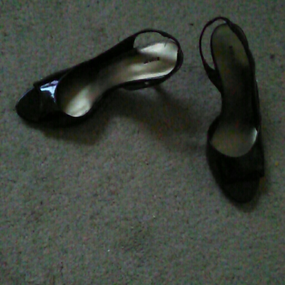 Women's shoes